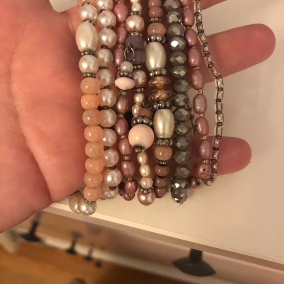 Stacking bracelets and vintage earrings - Picture 4 of 6